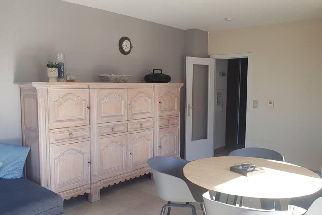 Oostende Studio Voor 2 Of 3 Pers Met Zeezicht Εξωτερικό φωτογραφία